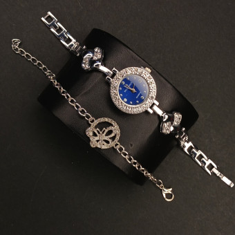 زنانه of holly mollyبا دستبند کد (6755) نقره ای داخل سفید