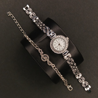 زنانه of holly mollyبا دستبند کد (6760) نقره ای