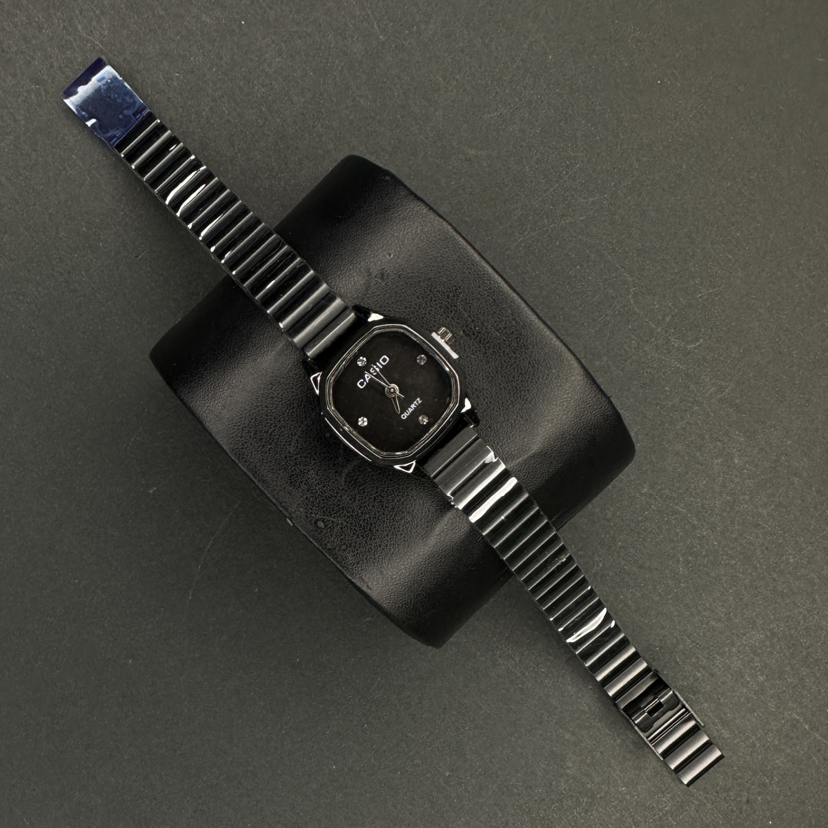 کاسیو زنانه کد (6789) تمام مشکی