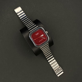 کاسیو دو تقویم مردانه کد(6310) نقره ای صفحه قرمز