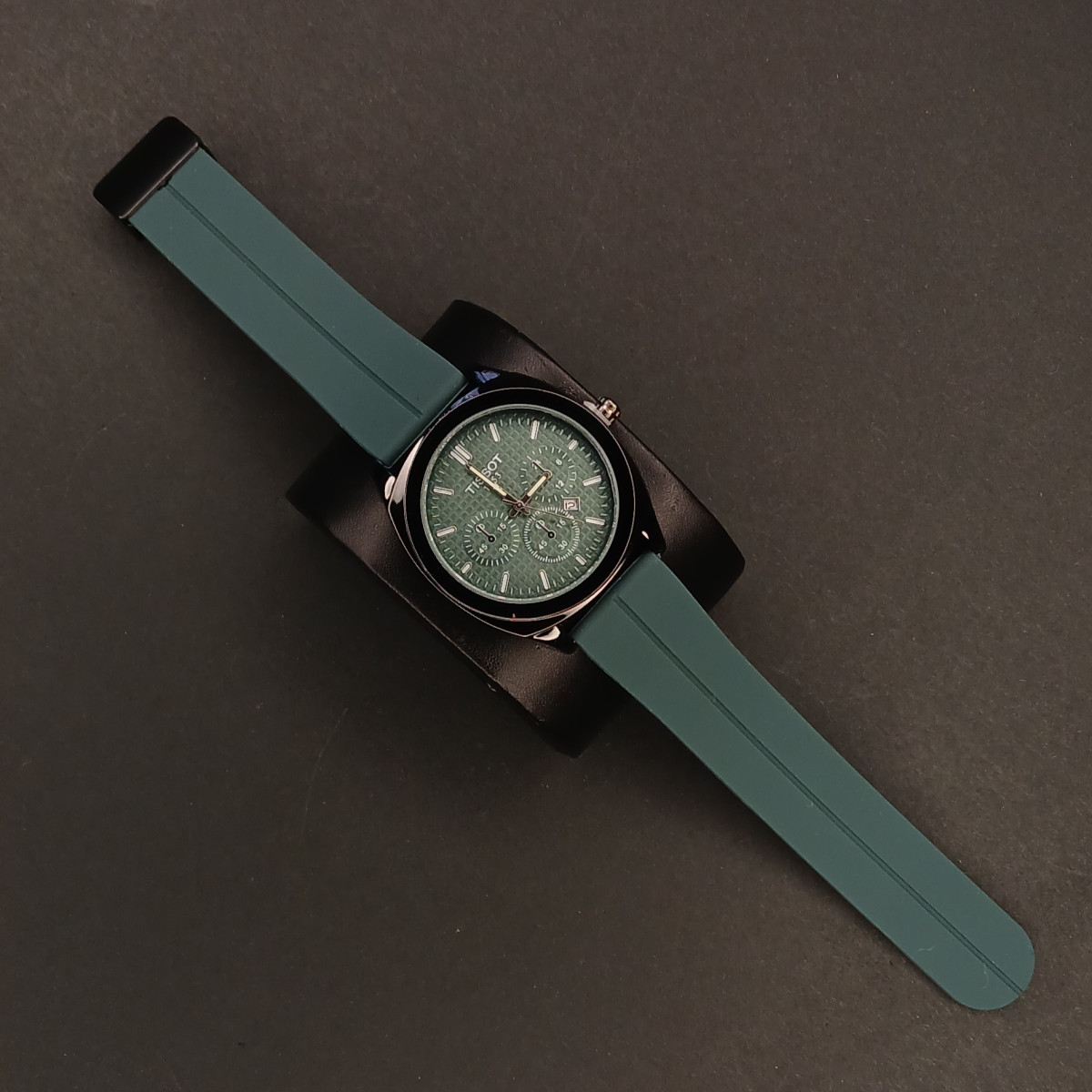 تیسوت مردانه کد (6827) قاب مشکی بند و صفحه سبز تیره