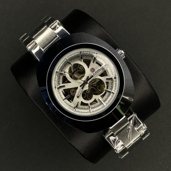 رادو اتومات مردانه کد(6841) تمام نقره ای