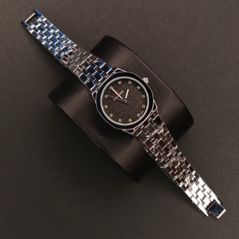 نیوی فورس زنانه کد(6865) نقره ای صفحه مشکی