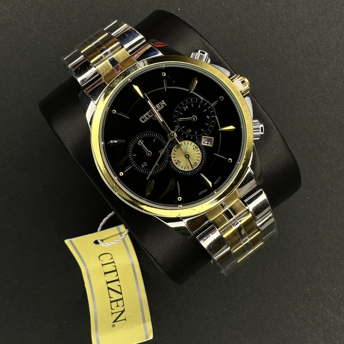 سیتیزن کد(6898) قاب طلایی صفحه مشکی بند طلایی نقره ای