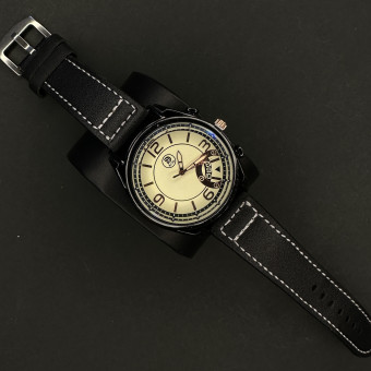 اسپرت مردانه کد(6961) مشکی صفحه سفید شیشه رفلکس