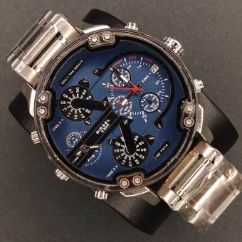 دیزل مردانه کد(6979) قاب و بند نقره ای صفحه سرمه ای