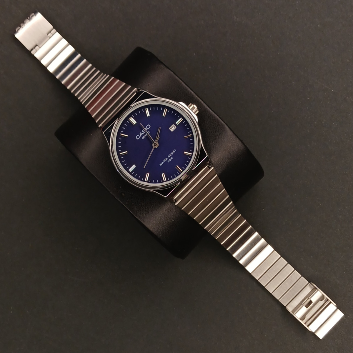 کاسیو مردانه کد(6987) نقره ای صفحه سرمه ای