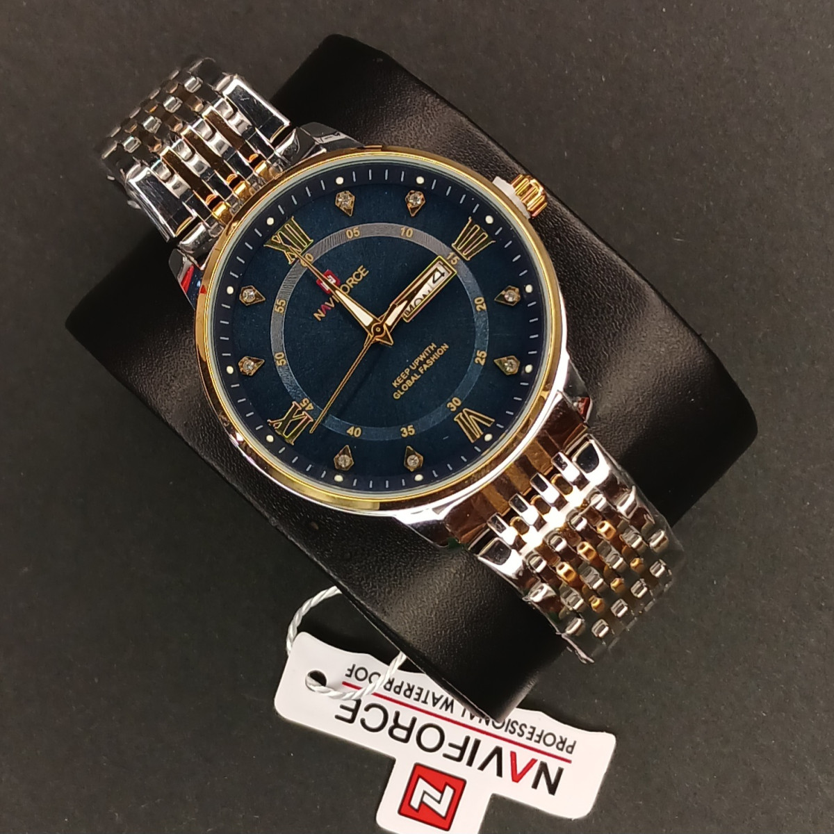 ست نیوی فورس کد(6988) قاب و بند طلایی نقره ای صفحه سرمه ای