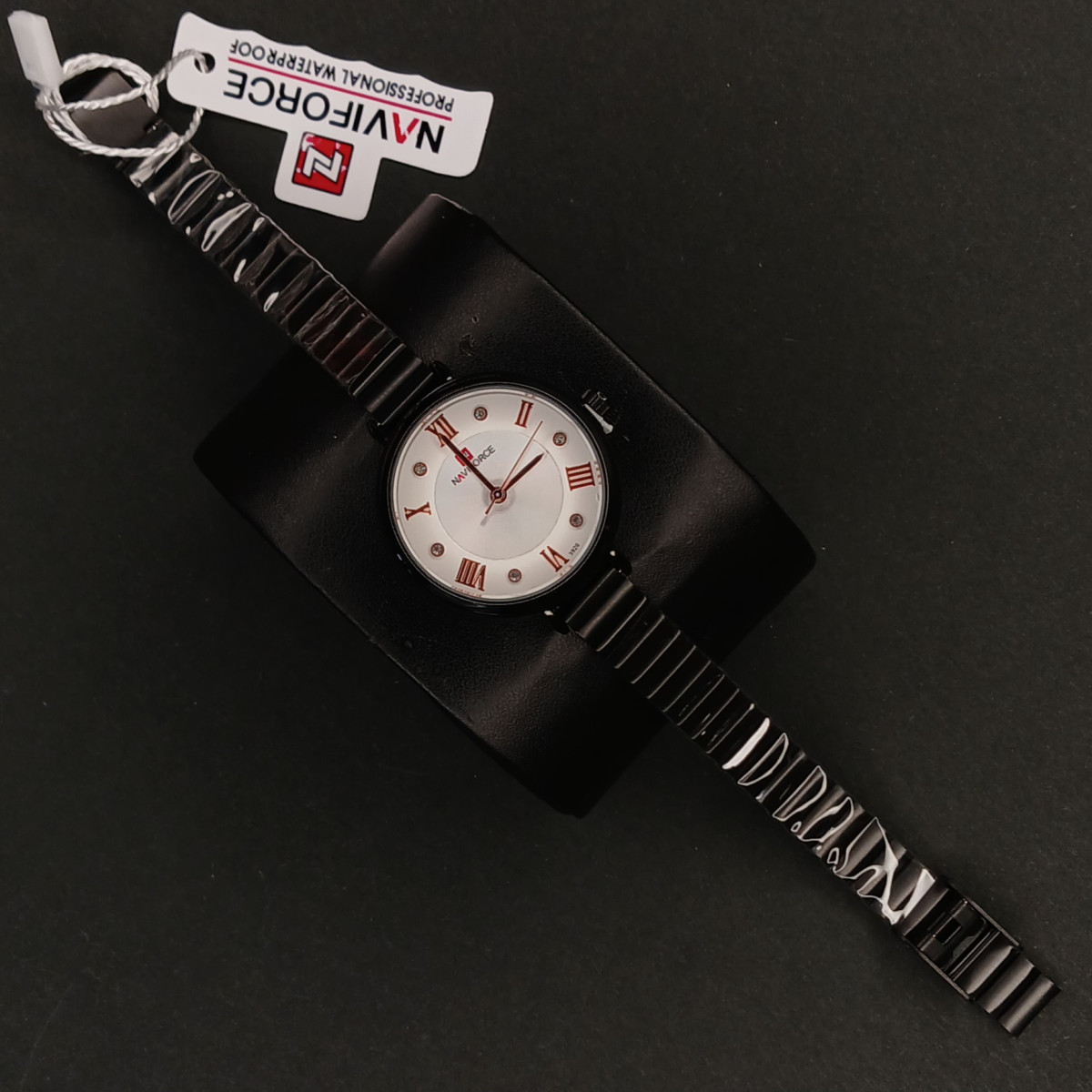 نیوی فورس زنانه کد(7001) مشکی صفحه سفید